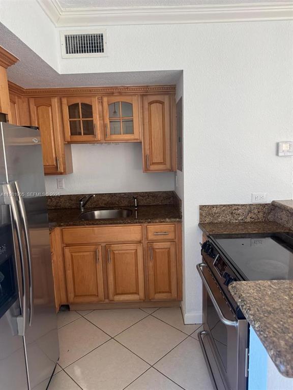 Building Photo - 924 SE 2nd St