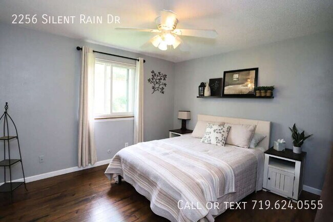 Building Photo - 2256 Silent Rain Dr