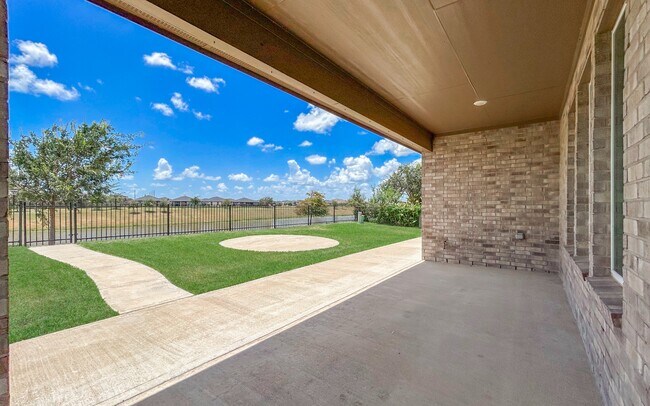 Building Photo - 3522 Gore Creek Dr