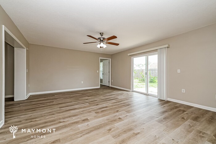 Building Photo - 4140 Spring Way Cir
