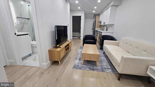 Building Photo - 3923 14th St NW