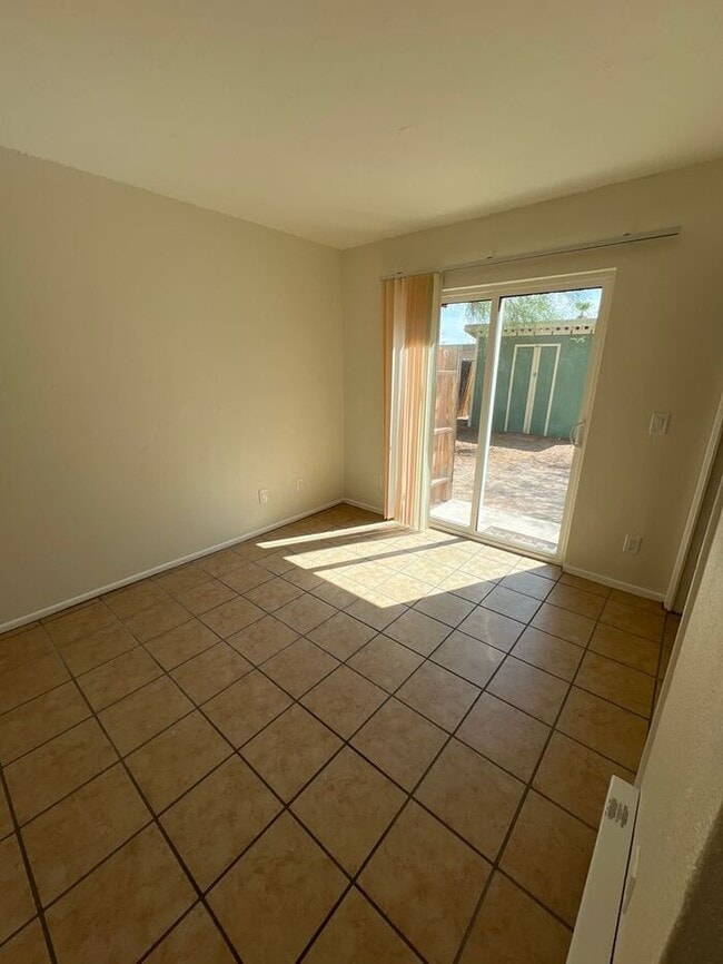 Building Photo - FREE RENT - GET ALL OF AUG AND SEPT FREE W...