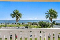 Building Photo - 1200 N Shore Dr NE