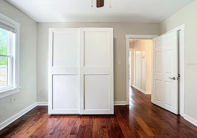 Building Photo - 3109 Johns Pky