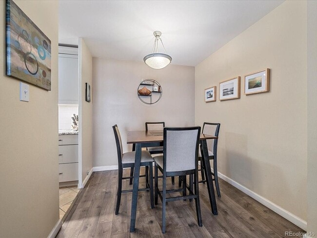 Building Photo - Condo 1Bed 1Bath - Long Realty and Property Management