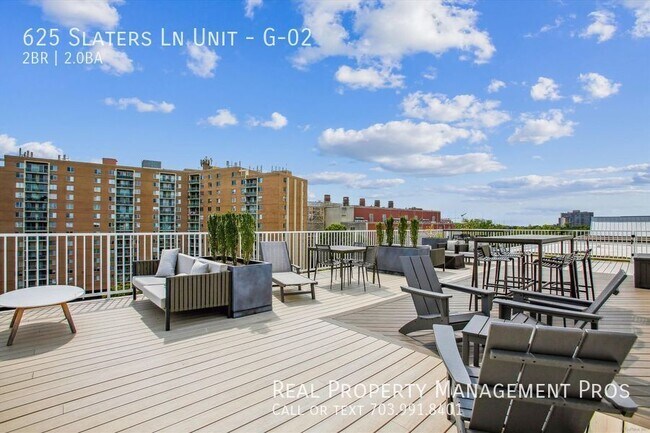 Building Photo - 625 Slaters Ln