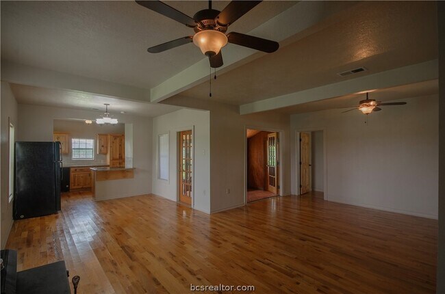 Building Photo - 9852 FM1179
