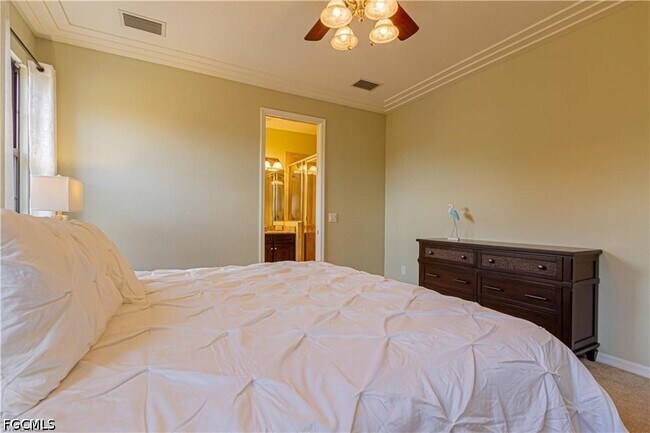 Building Photo - 8753 Melosia St