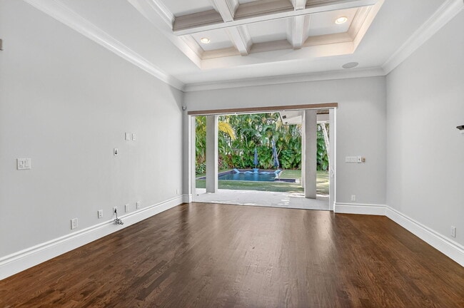 Building Photo - 200 NW 10th St