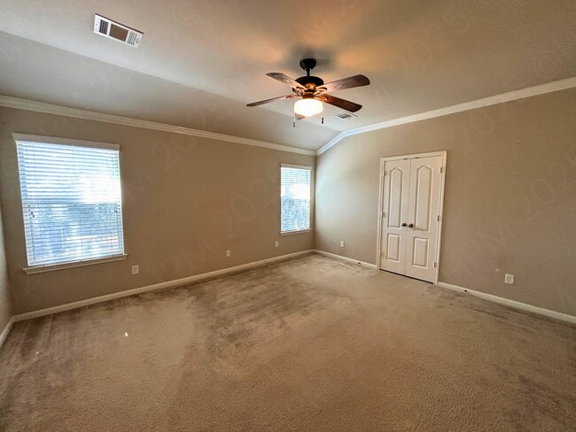 Building Photo - 21711 Thunder Basin