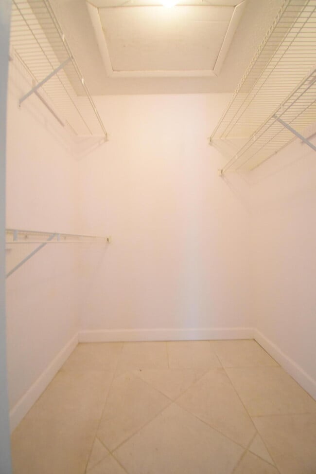 Building Photo - 11638 Timbers Way