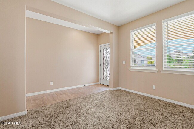 Building Photo - 1004 Wensley Pl