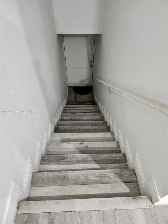 Building Photo - 7956 W 29th Ln