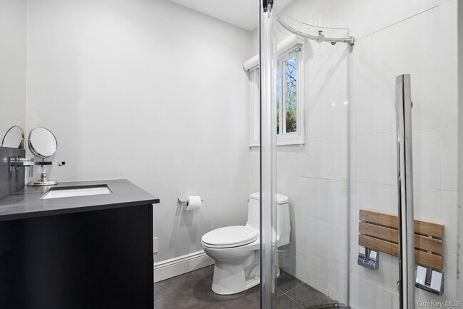 Building Photo - 4 Mohican Trail