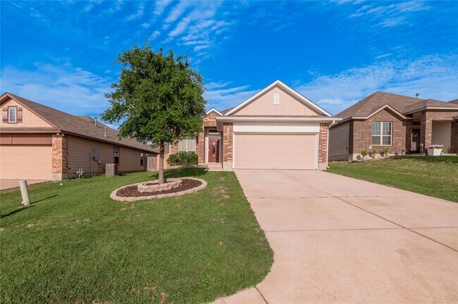 Building Photo - 133 Bates Ct