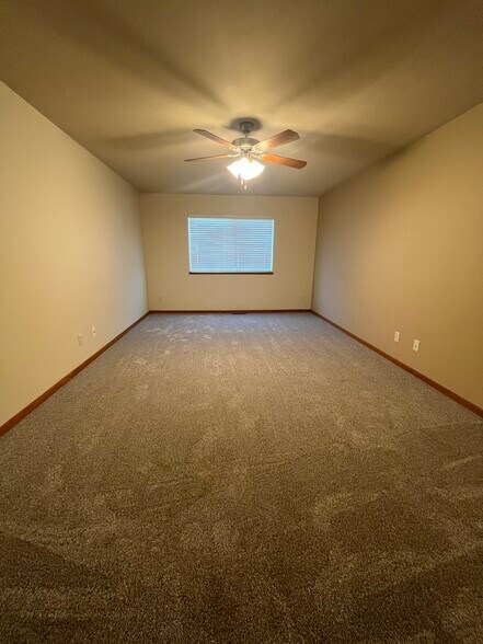 Building Photo - 8743 Remi Dr