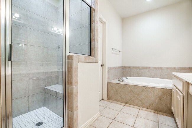 Building Photo - 5935 Turtle Beach Ln