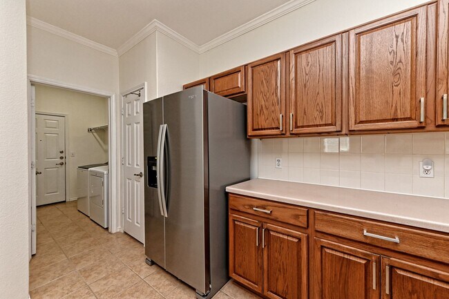 Building Photo - 111 Nassau Cir