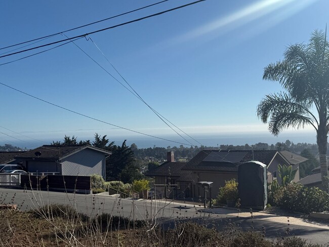 Building Photo - Panoramic Ocean View Home in Aptos!