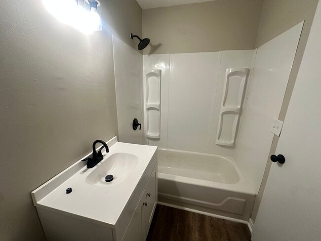 Building Photo - 1929 4th Ave N