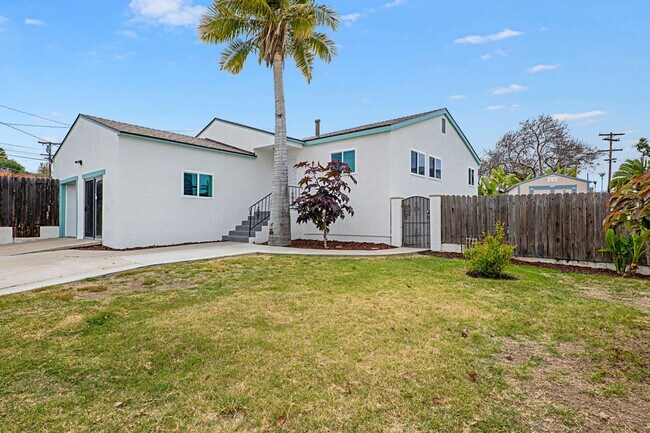 Building Photo - Large Corner Lot with a newly remodeled 2 ...