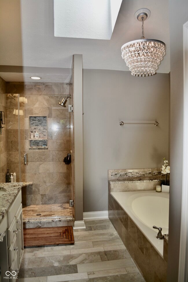 Building Photo - 6862 Riverside Way