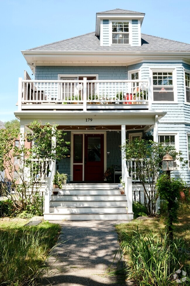 Building Photo - 179 Dartmouth st
