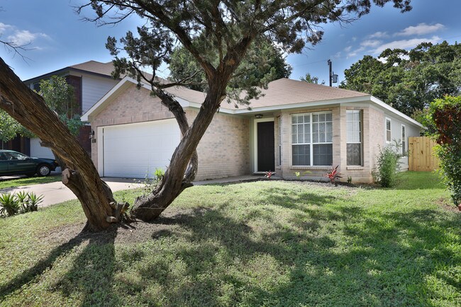 Building Photo - 1612 Sylvia Ln