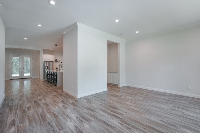 Building Photo - 25018 Rhett Butler Ct