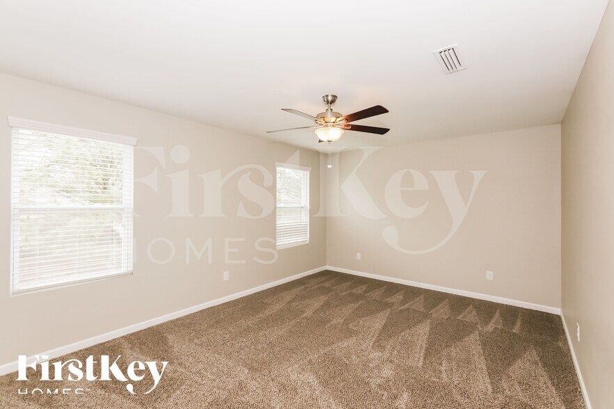 Building Photo - 2618 Spring Breeze Way