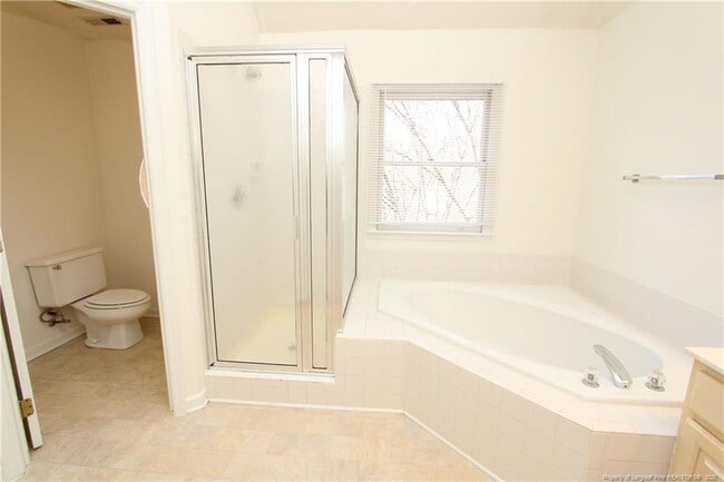 Building Photo - 114 Covewood Ct