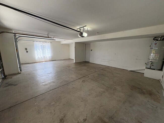 Building Photo - Beautiful 4 Bedroom coming soon!