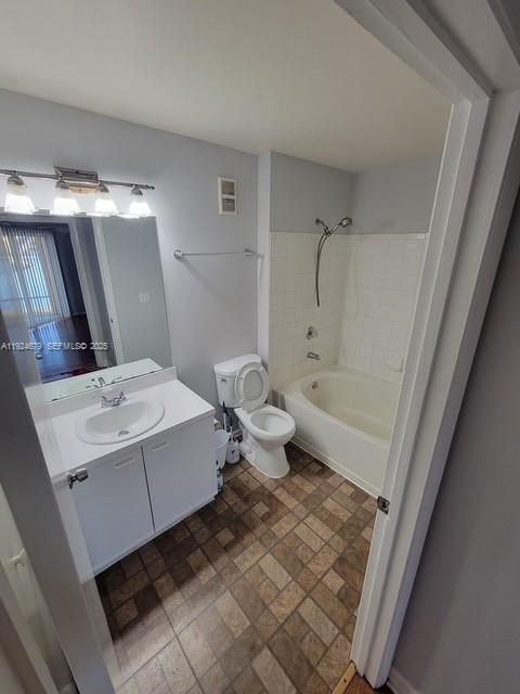 Building Photo - 4815 Via Palm Lakes