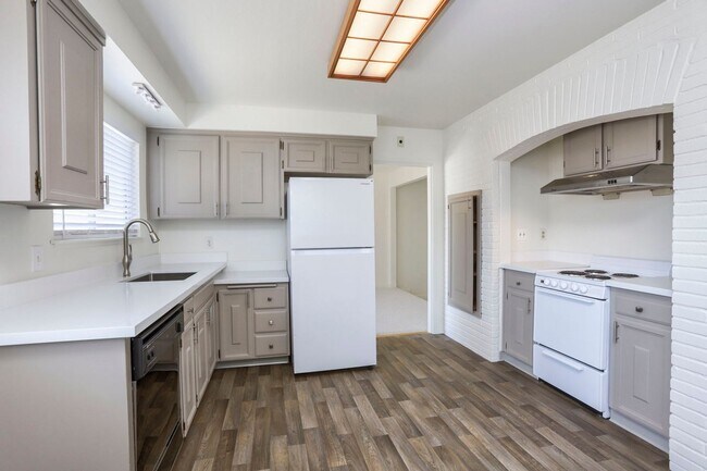 Building Photo - 4BR/3BA Tri-Level Home with Yard & 2-Car Garage | Foster City | YouTube Tour