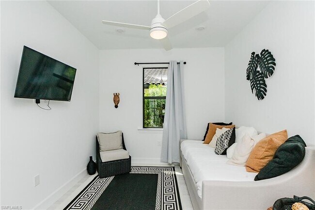 Building Photo - 5939 Gala Dr