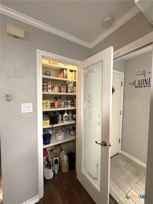 Building Photo - 3117 Kensington Ct