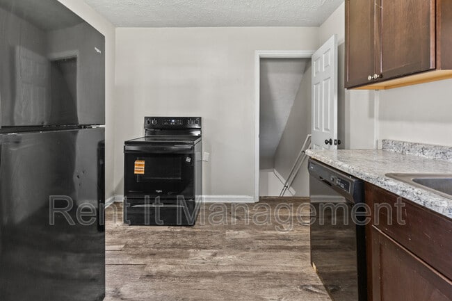 Building Photo - 3314 Franklin St