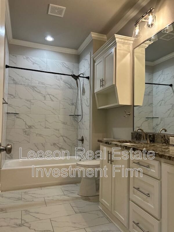 Building Photo - 2076 Highpoint Pl