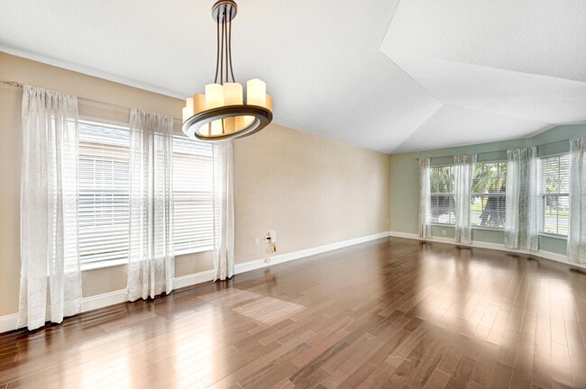 Building Photo - 4190 Chardonnay Dr