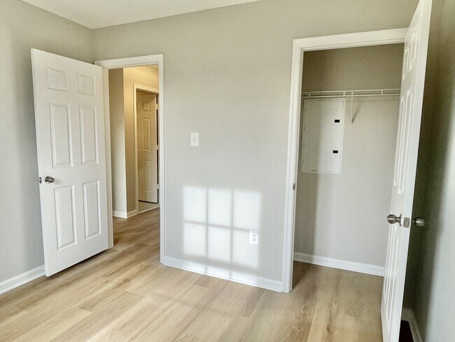 Bedroom 3 - 12430 Horseshoe Bend Cir