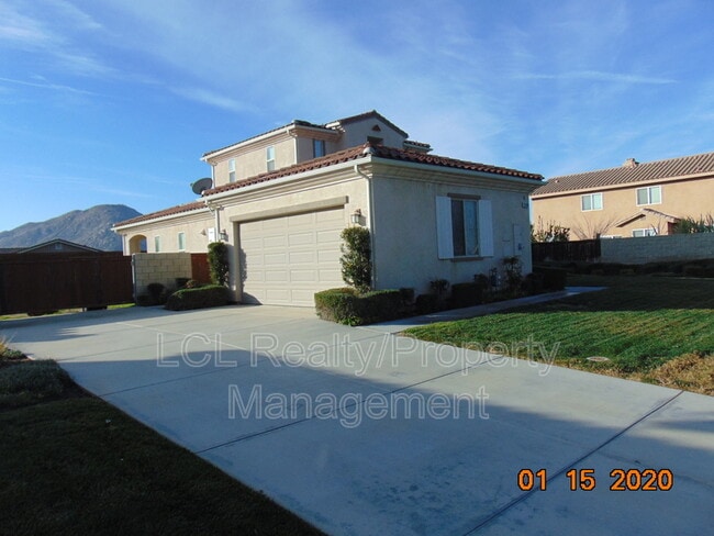 Building Photo - 31189 Western View Dr