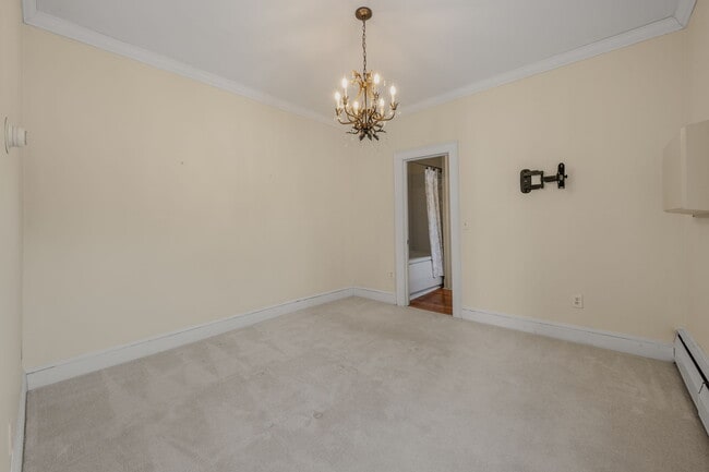 Building Photo - 9 Lyme St