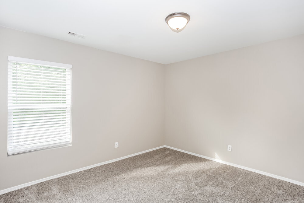 Building Photo - 4024 Larkhaven Village Dr