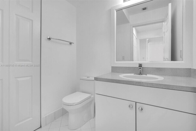 Building Photo - 2279 NW 170th Ave