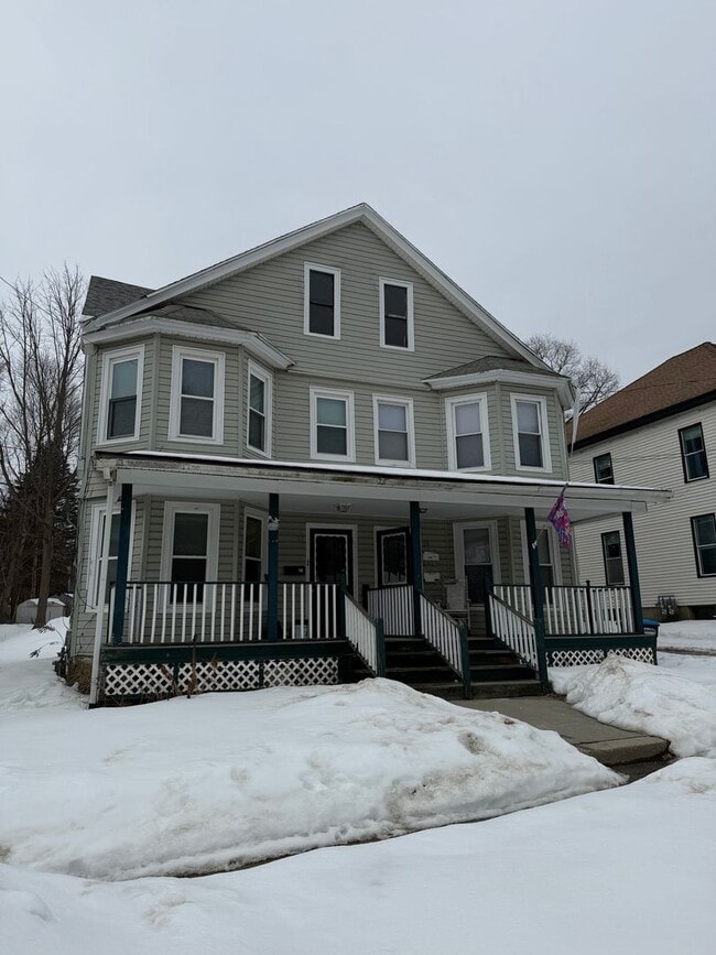 Building Photo - 27-29 Montgomery Ave