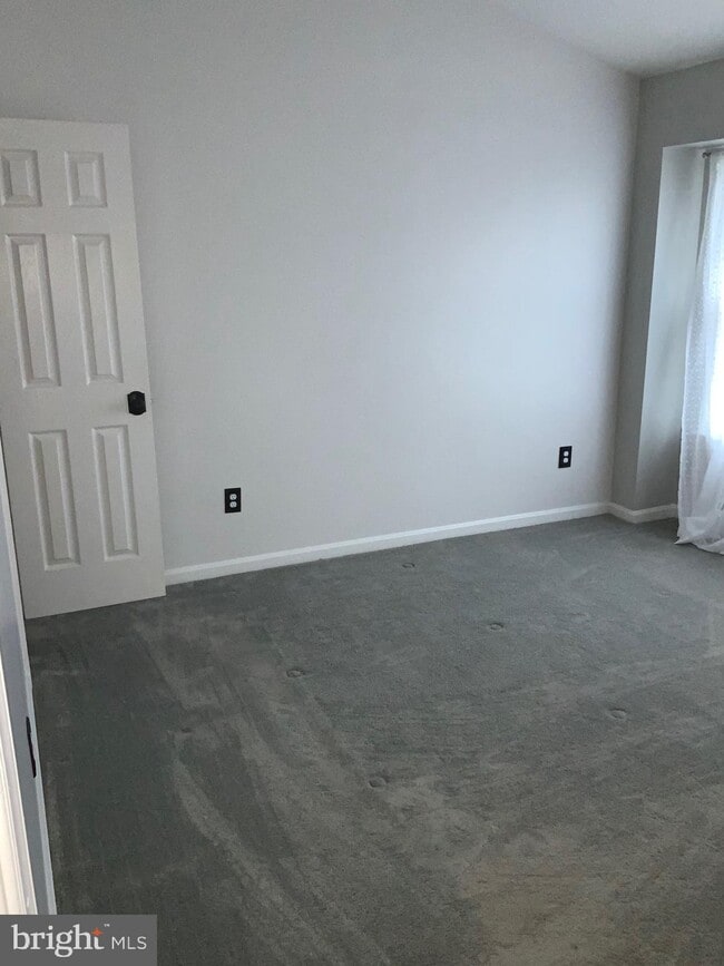 Building Photo - 500 Falkirk Ct