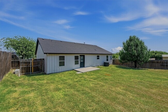 Building Photo - 324 Hillcroft Rd