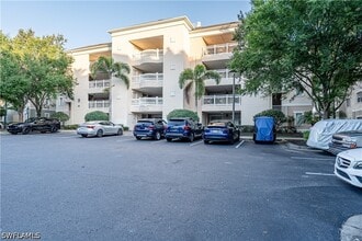 Building Photo - 1362 Centre Ct Ridge Dr