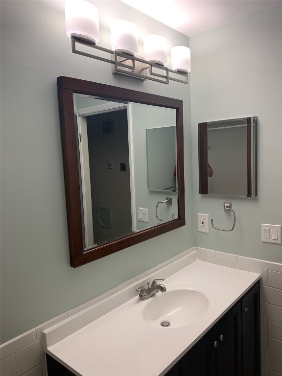 Building Photo - 822 Dutch Mill Dr