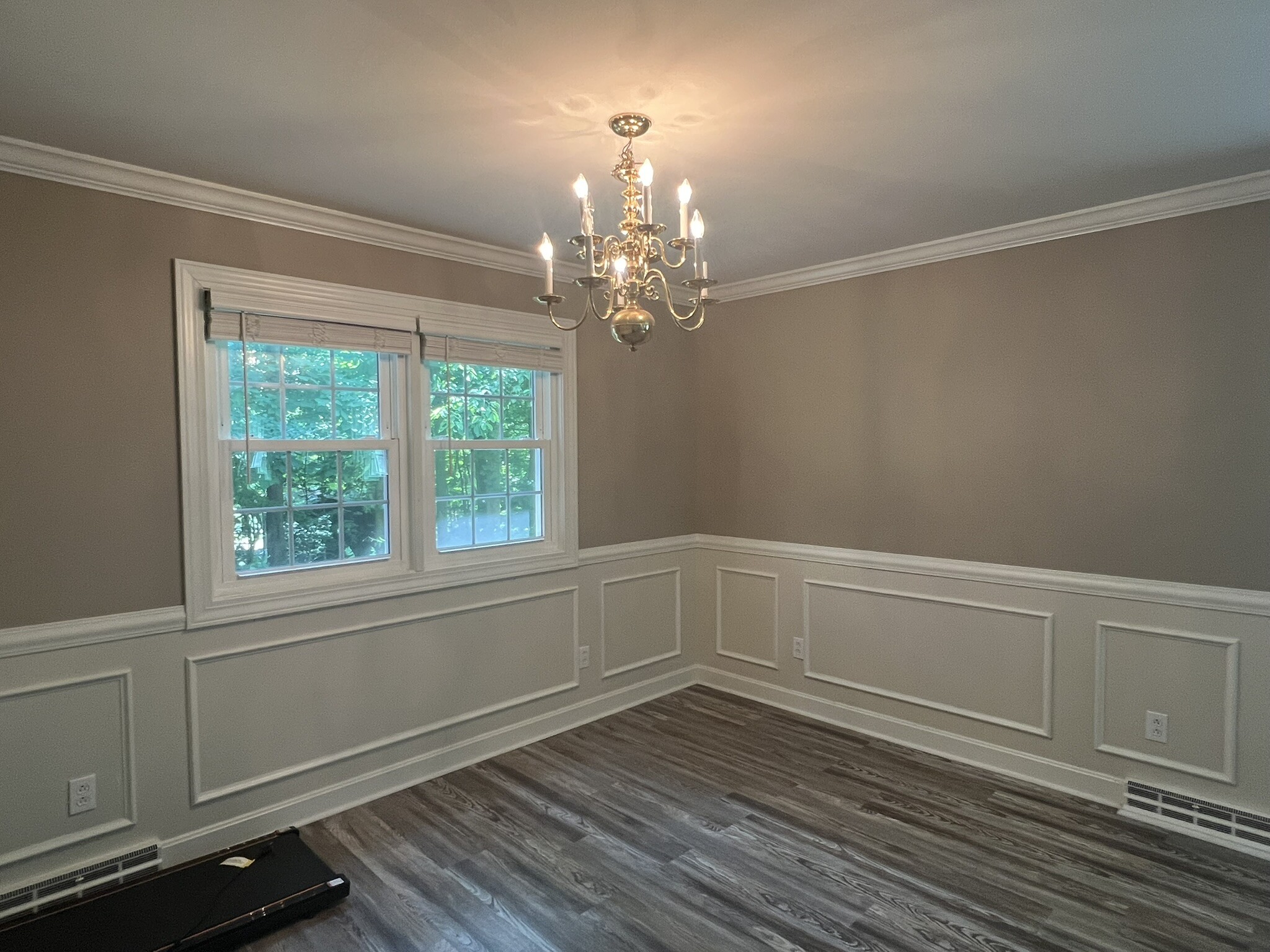 Building Photo - 1075 Woodland Ave
